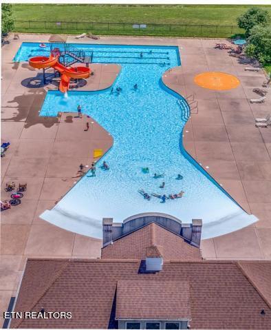 107 Fallberry Street Oak Ridge, TN 37830 - Photo 45 of 60 3.Outdoor Pool 2
