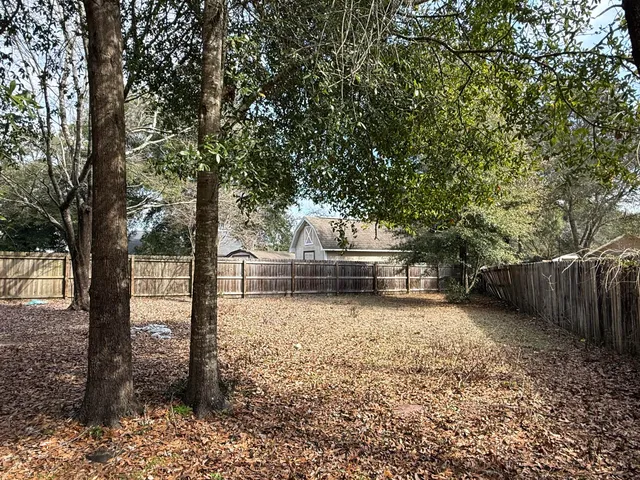 $1,500 | 117 Hollow Cove, Crestview, FL 32539