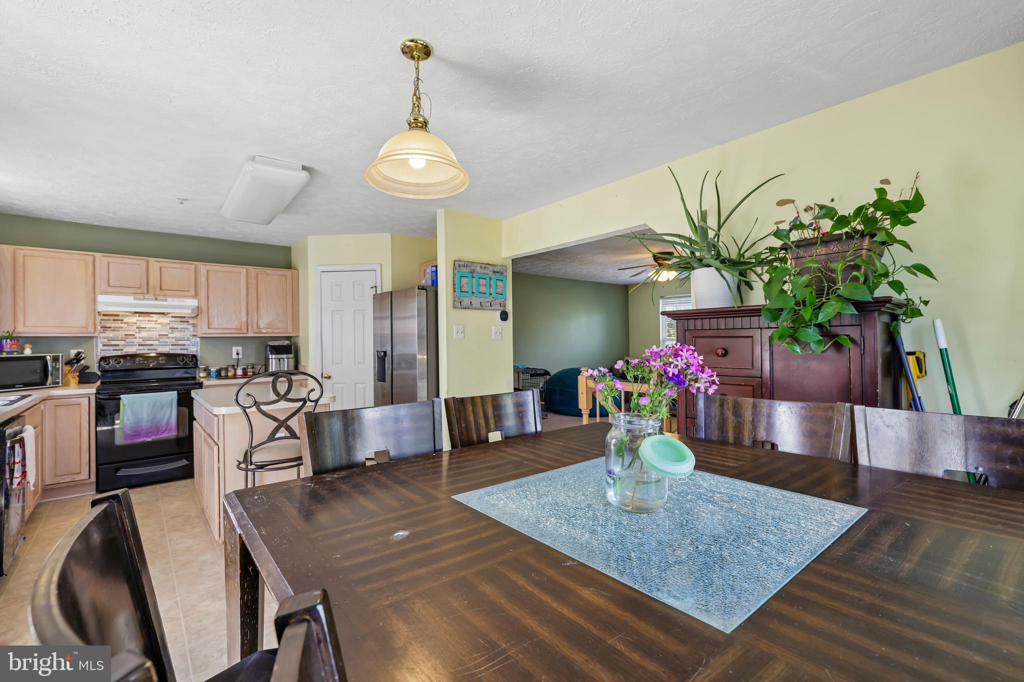 981 Pirates Court Edgewood, MD 21040 - Photo 8 of 38 Dining Area