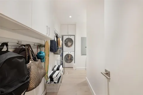 $7,500,000 | 801 South Pointe Drive, Unit PH602, Miami Beach, FL 33139
