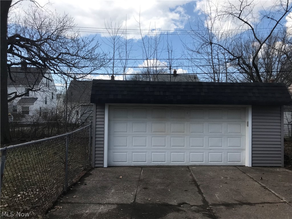 1104 Argonne Road Cleveland, OH 44121 - Photo 16 of 16