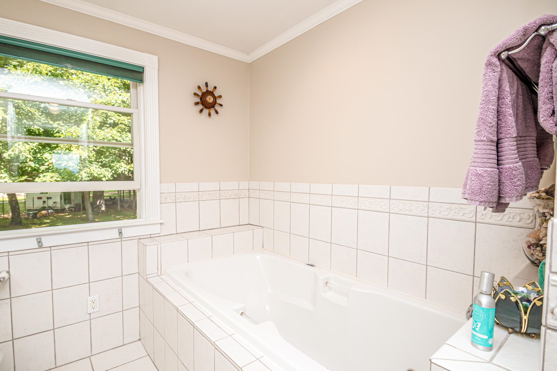 9 Woodthrush Acres Road Whitefield, NH 03598 - Photo 11 of 39