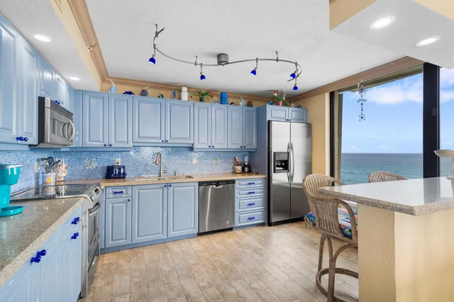 $9,800 | 3009 South Ocean Boulevard, Unit 901, Highland Beach, FL 33487