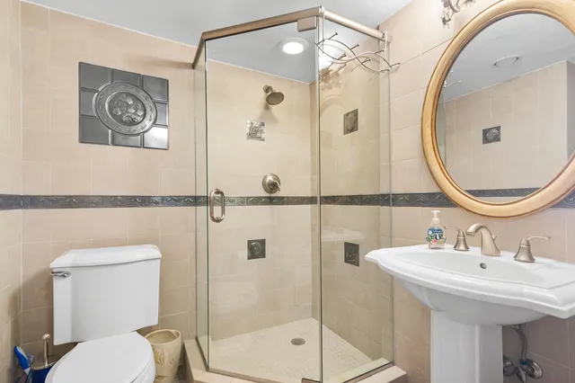 $9,800 | 3009 South Ocean Boulevard, Unit 901, Highland Beach, FL 33487