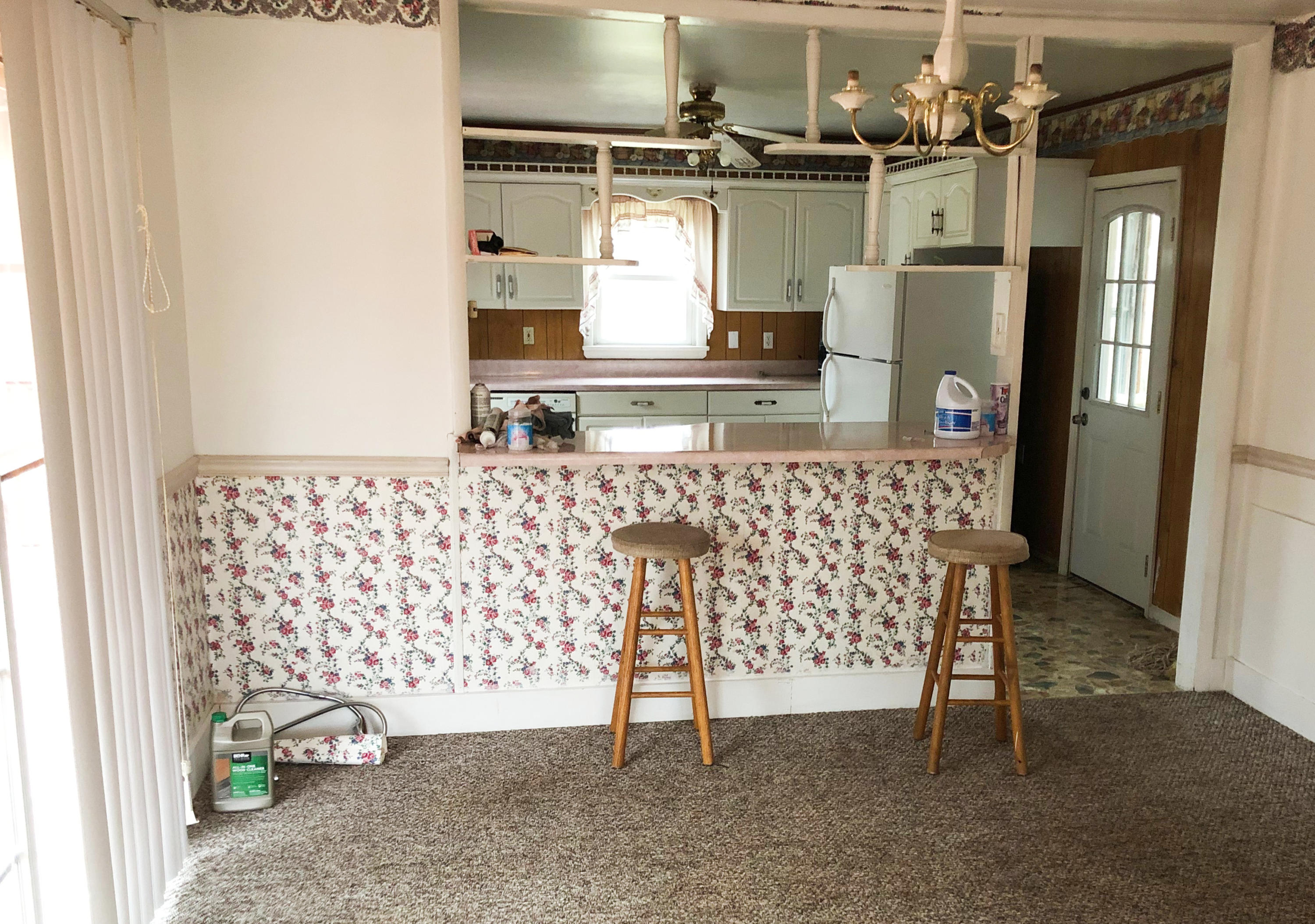 2845 Sand Road Northeast Roanoke, VA 24012 - Photo 5 of 16 4