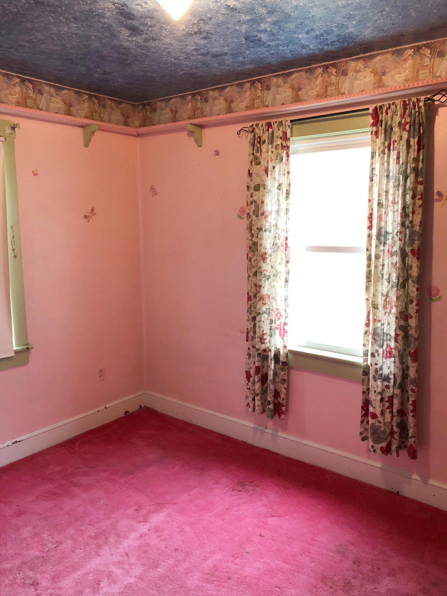 2845 Sand Road Northeast Roanoke, VA 24012 - Photo 8 of 16 7