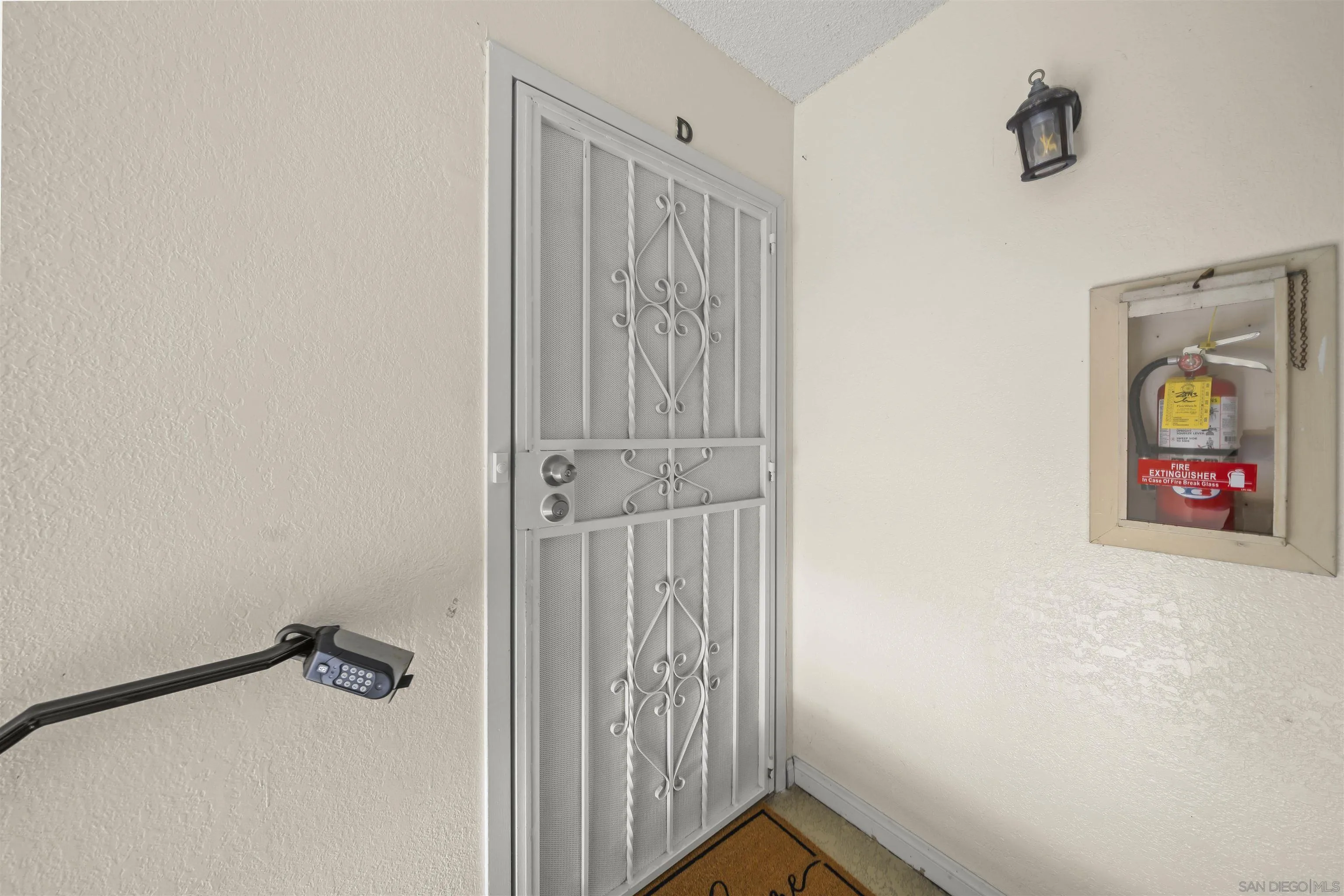 598 Telegraph Canyon Road, Unit D Chula Vista, CA 91910 - Photo 26 of 38