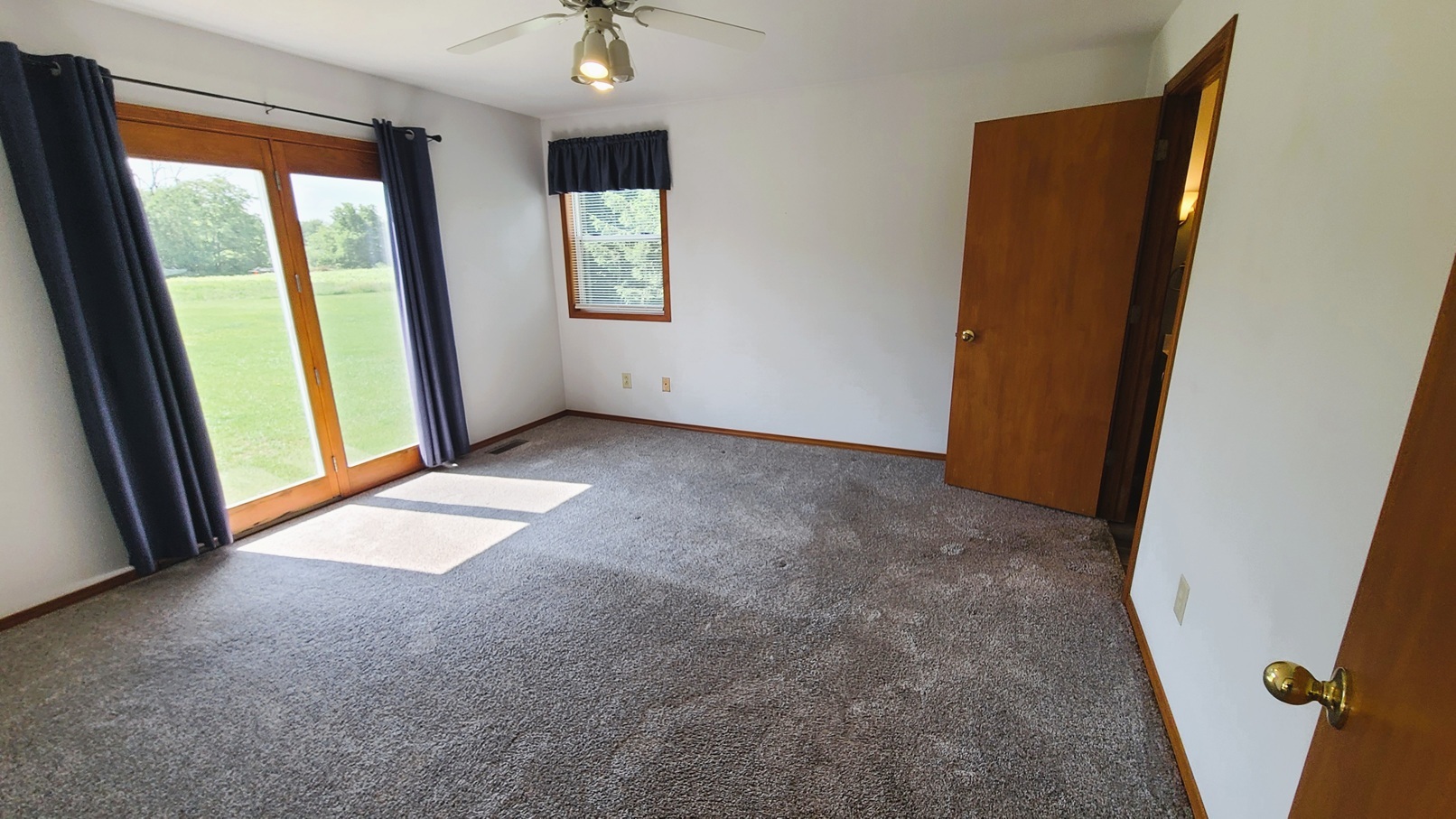 9830 Yorktown Road Lyndon, IL 61261 - Photo 11 of 36