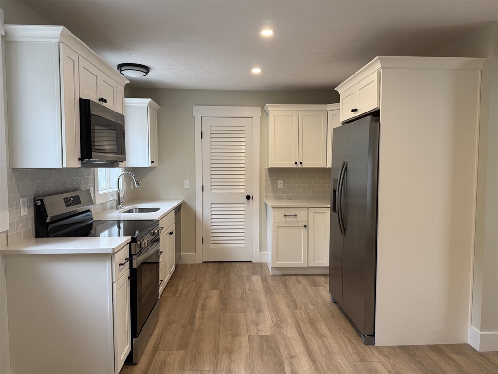 480 Wareham Street, Unit 8 Middleboro, MA 02346 - Photo 2 of 19