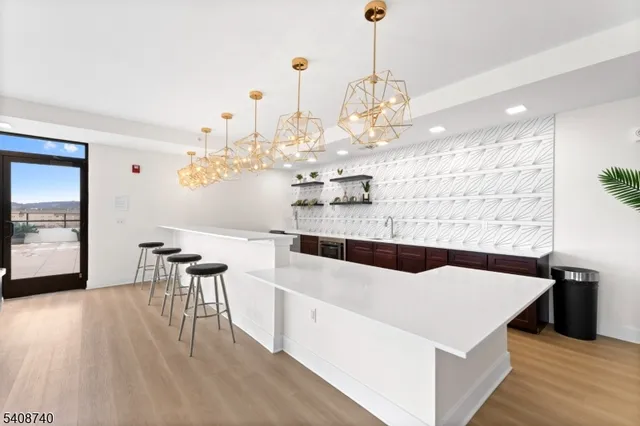 $1,650 | 321 East 3rd Street, Unit 228, Plainfield, NJ 07060