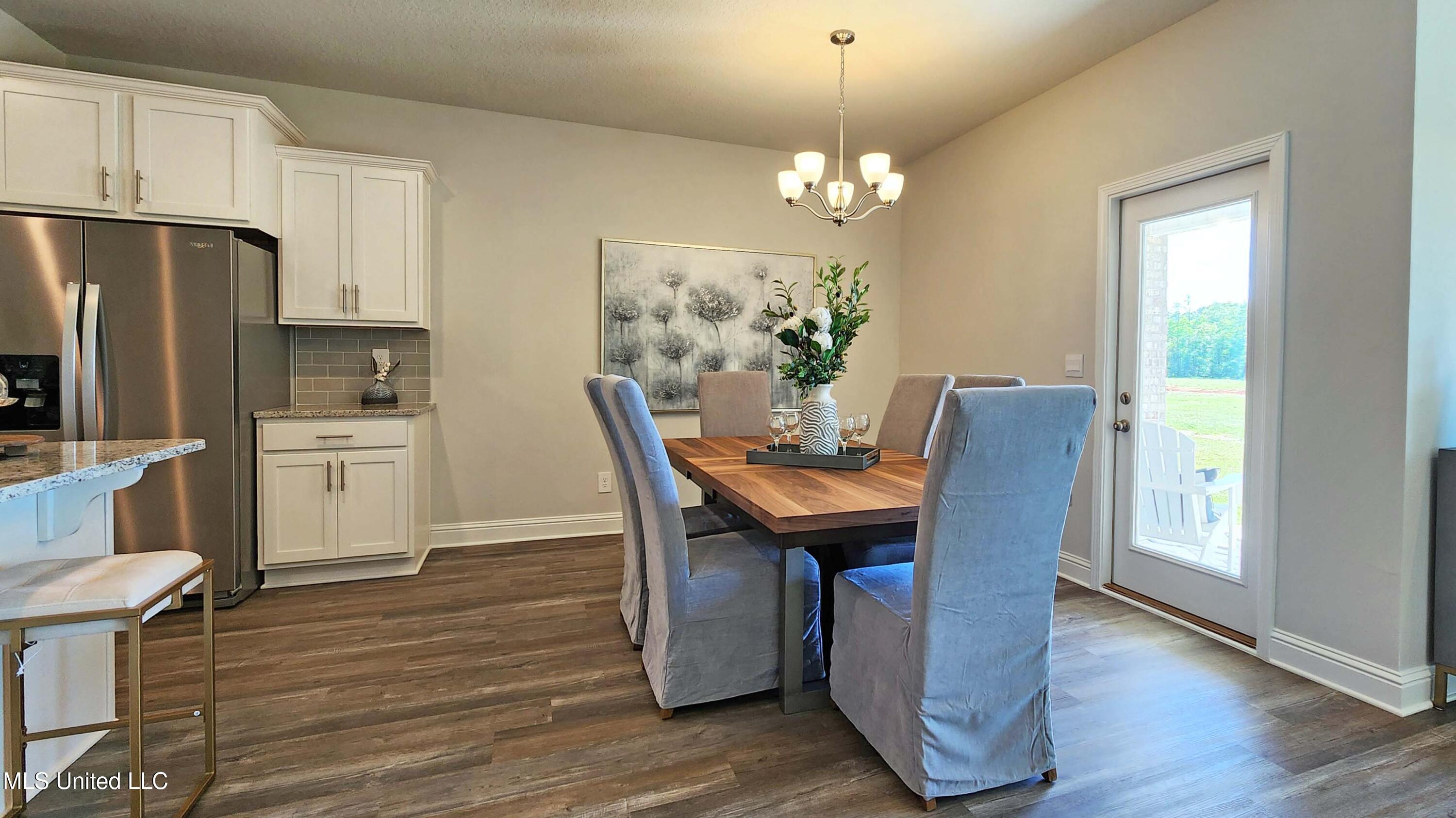 14212 Quill Avenue Biloxi, MS 39532 - Photo 11 of 24 015_