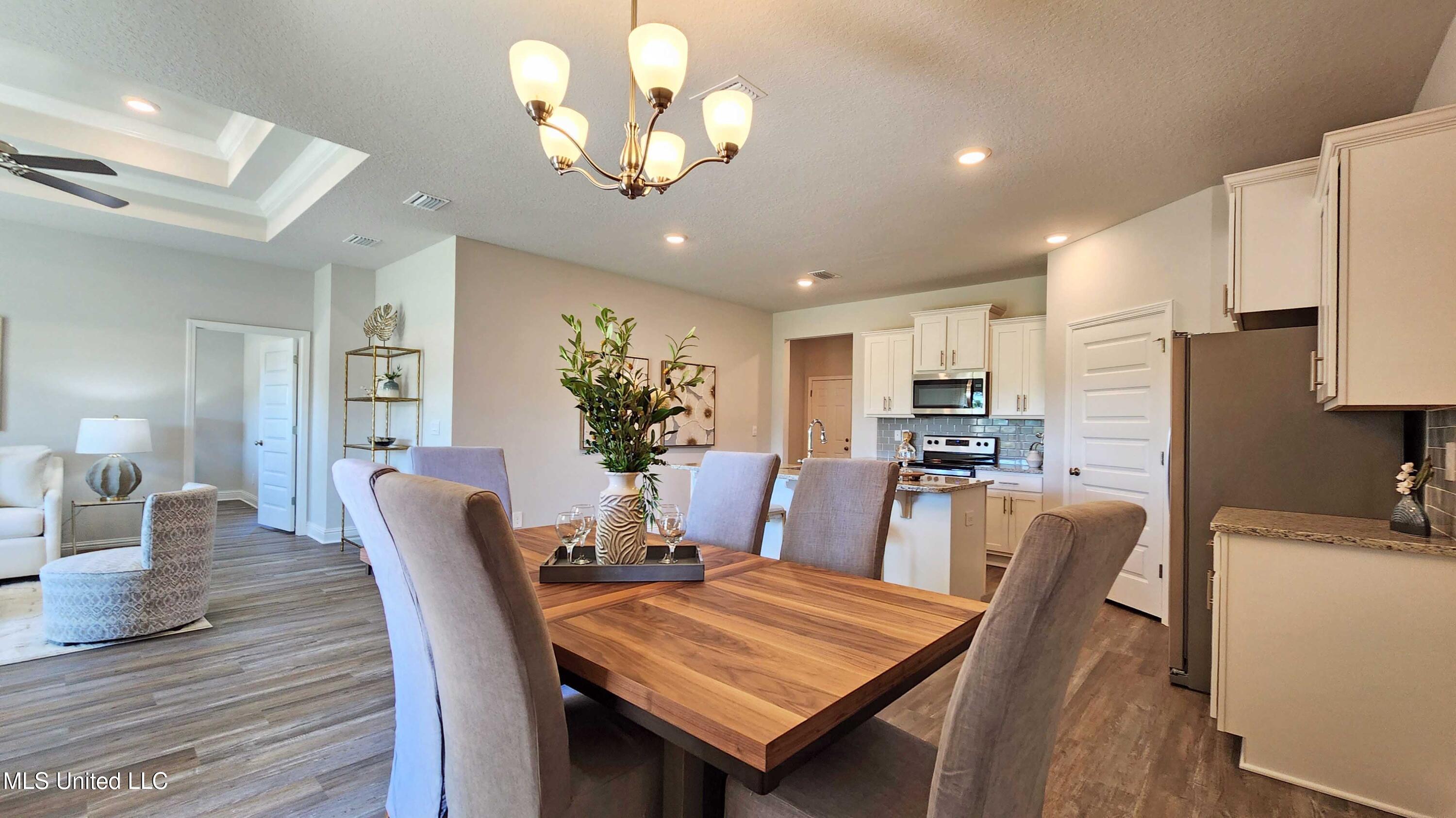 14212 Quill Avenue Biloxi, MS 39532 - Photo 12 of 24 016_