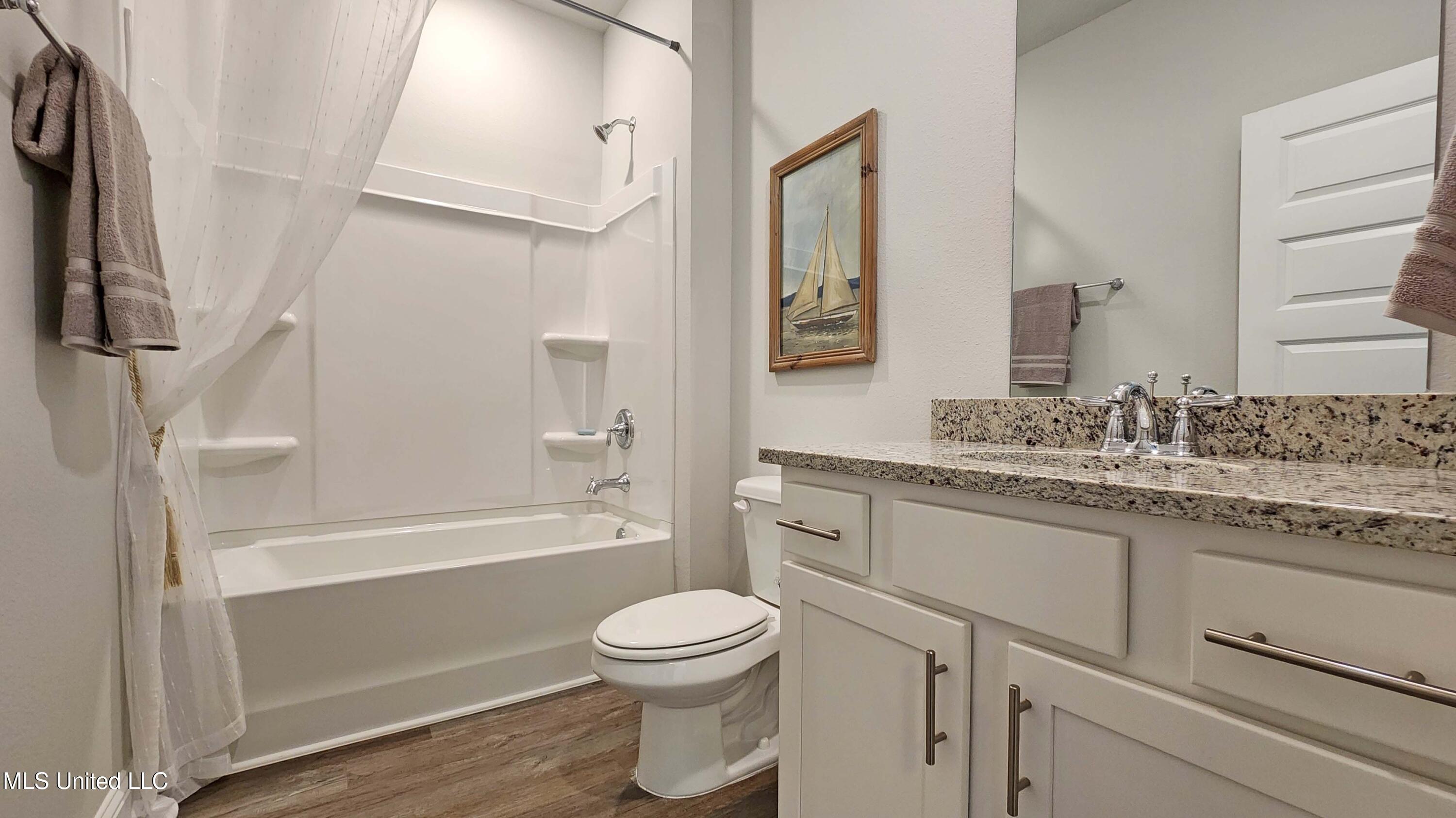 14212 Quill Avenue Biloxi, MS 39532 - Photo 4 of 24 005_