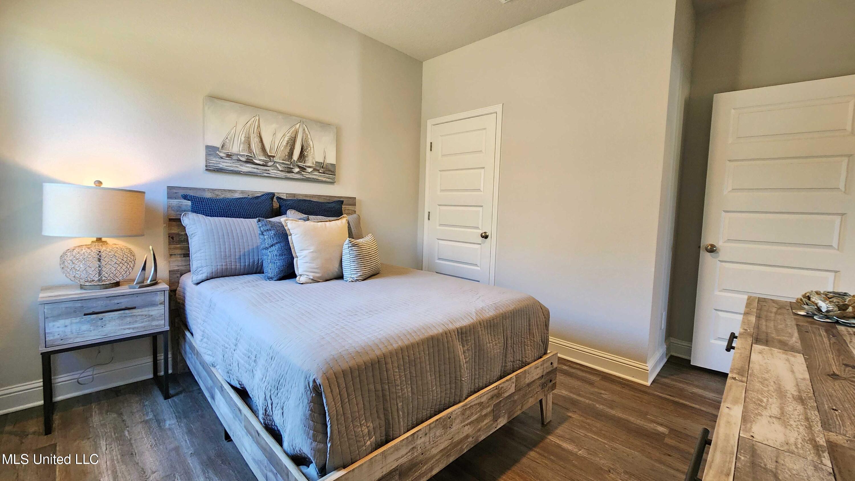 14212 Quill Avenue Biloxi, MS 39532 - Photo 5 of 24 007_