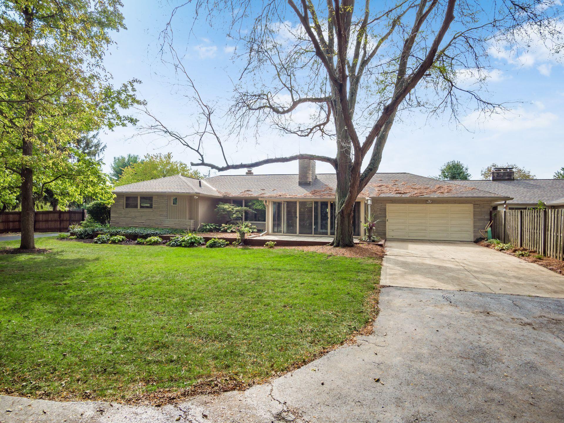 2800 Elginfield Road Columbus, OH 43220 - Photo 45 of 48