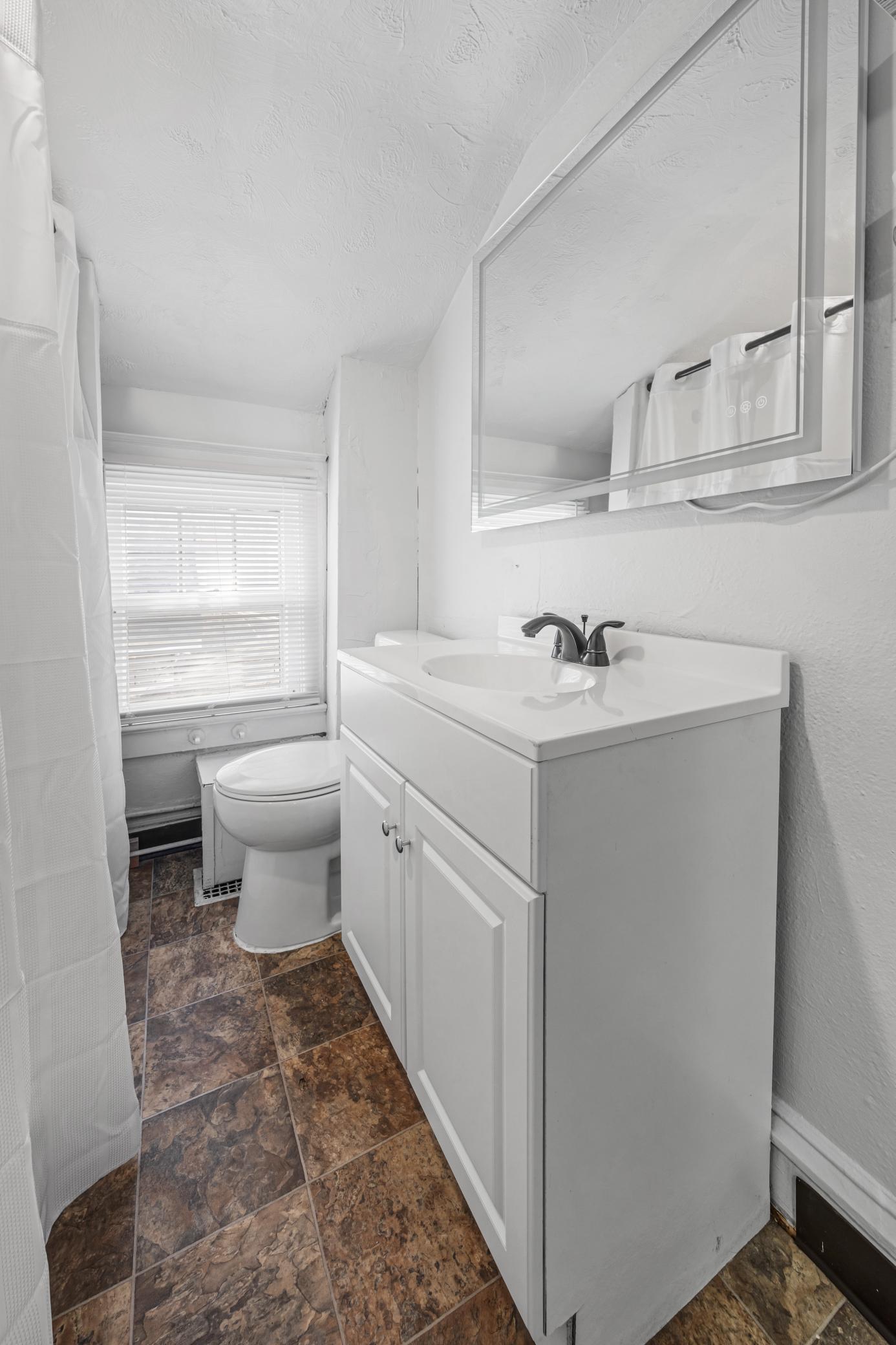 722 7th Street North Fargo, ND 58102 - Photo 23 of 33