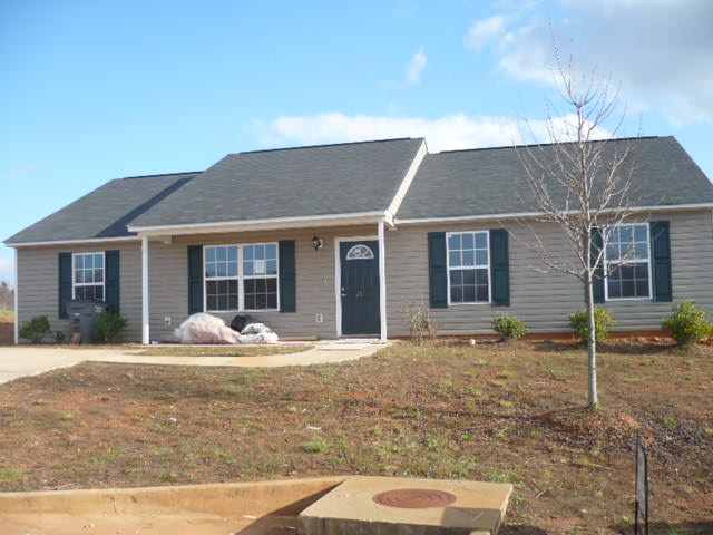 211 Riverbreeze Road Greenville, SC 29611 - Photo 1 of 5 Gallery Image 1