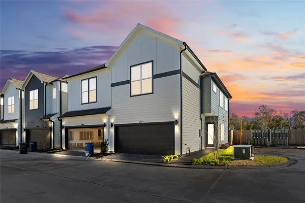 $2,100 | 5904 Jasper Jones Way, Houston, TX 77091