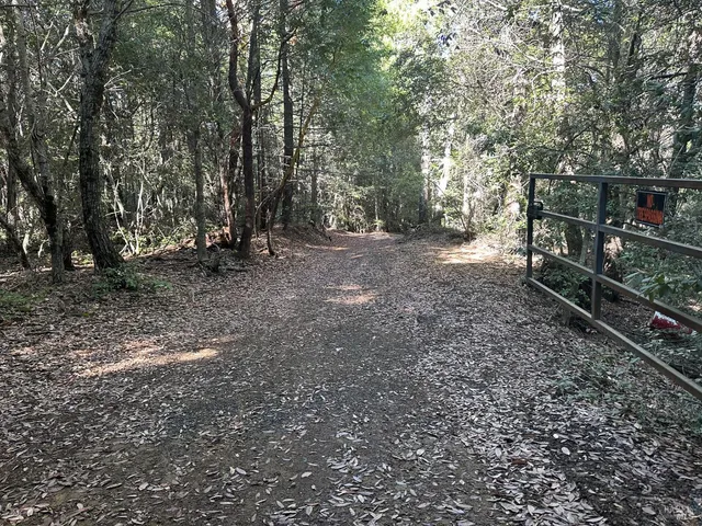 $195,000 | 51901 Stivers Road, Laytonville, CA 95454