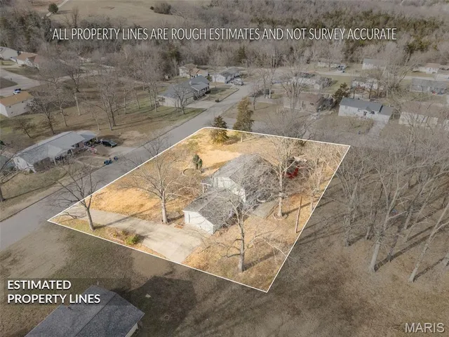 $293,750 | 1621 North 6th Street, De Soto, MO 63020