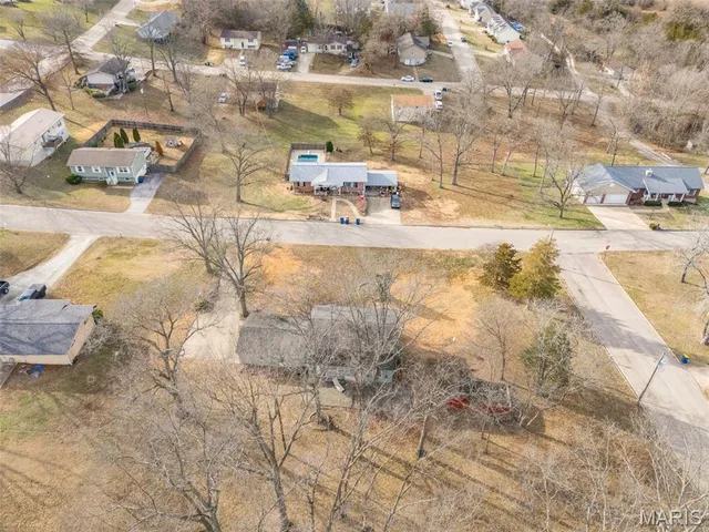 $300,000 | 1621 North 6th Street, De Soto, MO 63020