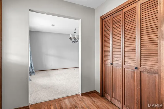 $293,750 | 1621 North 6th Street, De Soto, MO 63020