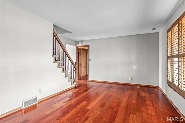 $293,750 | 1621 North 6th Street, De Soto, MO 63020