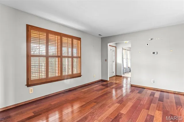 $293,750 | 1621 North 6th Street, De Soto, MO 63020