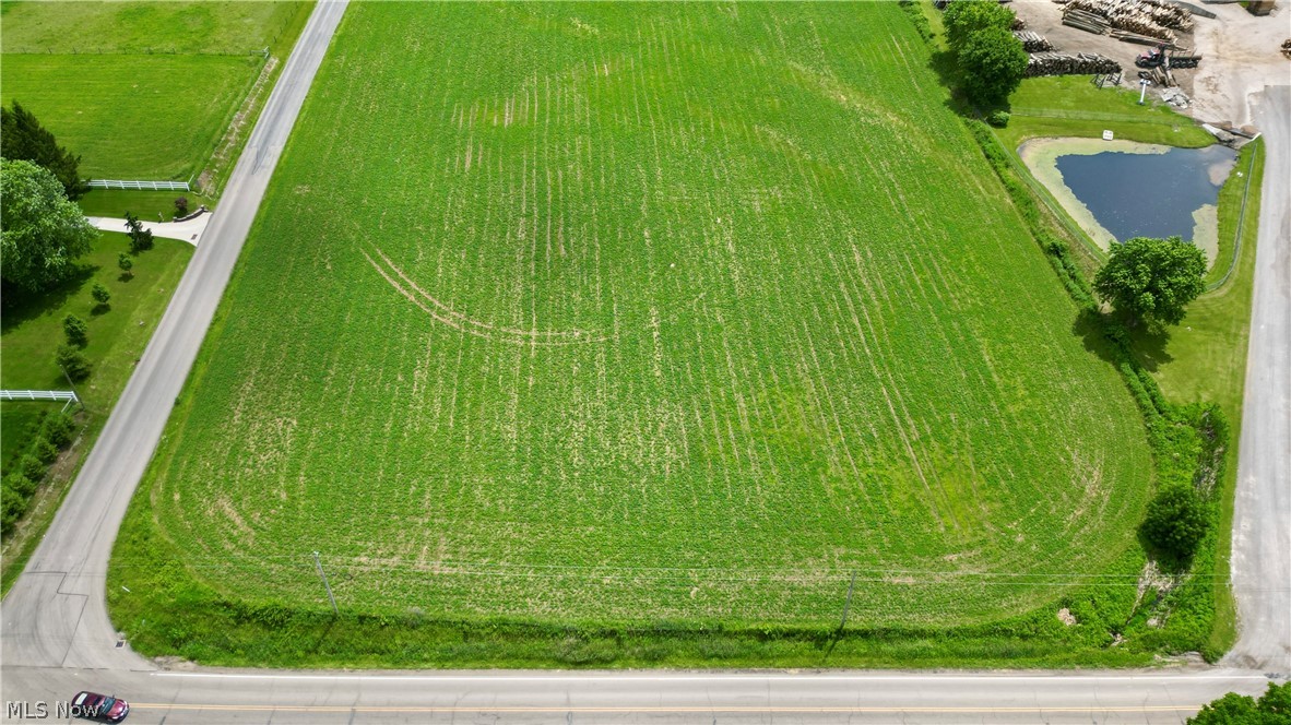 Peabody Kent Road Dundee, OH 44624 - Photo 1 of 26