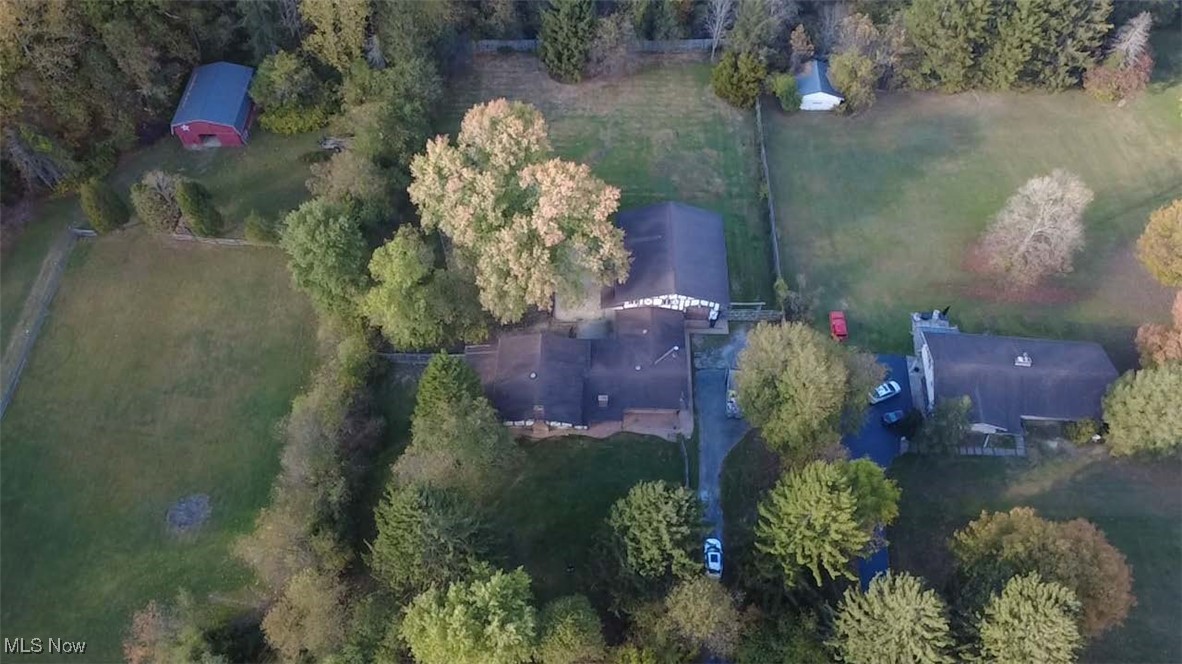 8362 Riverside Drive Novelty, OH 44072 - Photo 10 of 49