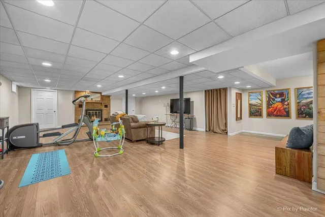 $375,000 | 369 Vincent Place, Elgin, IL 60123