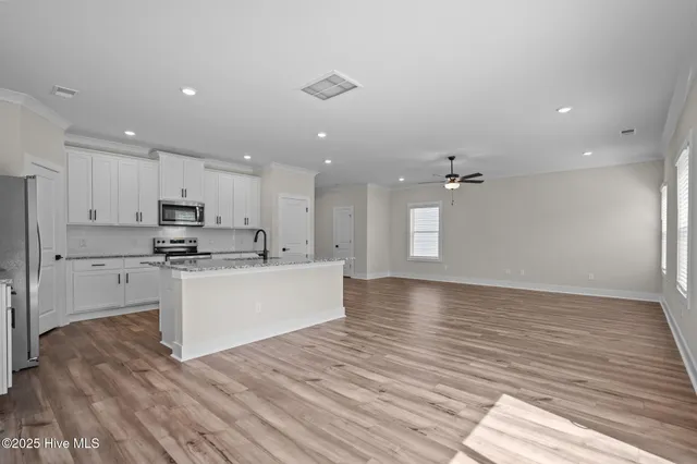 $414,900 | 47 Umbrella Palm Drive, Hampstead, NC 28443