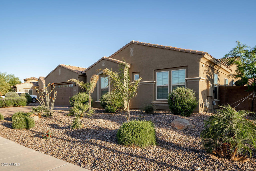 2271 East Saddlebrook Road Gilbert, AZ 85298 - Photo 1 of 33 20200427-DSC02224