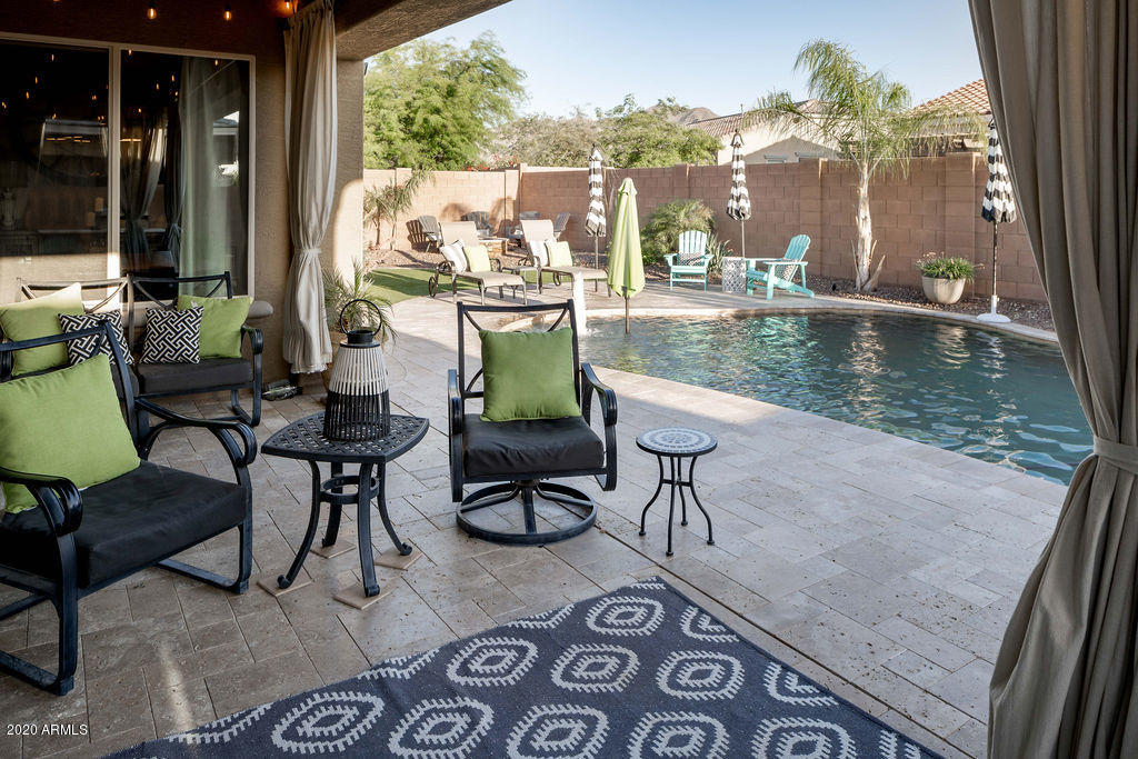 2271 East Saddlebrook Road Gilbert, AZ 85298 - Photo 15 of 33 20200427-DSC02200-Edit