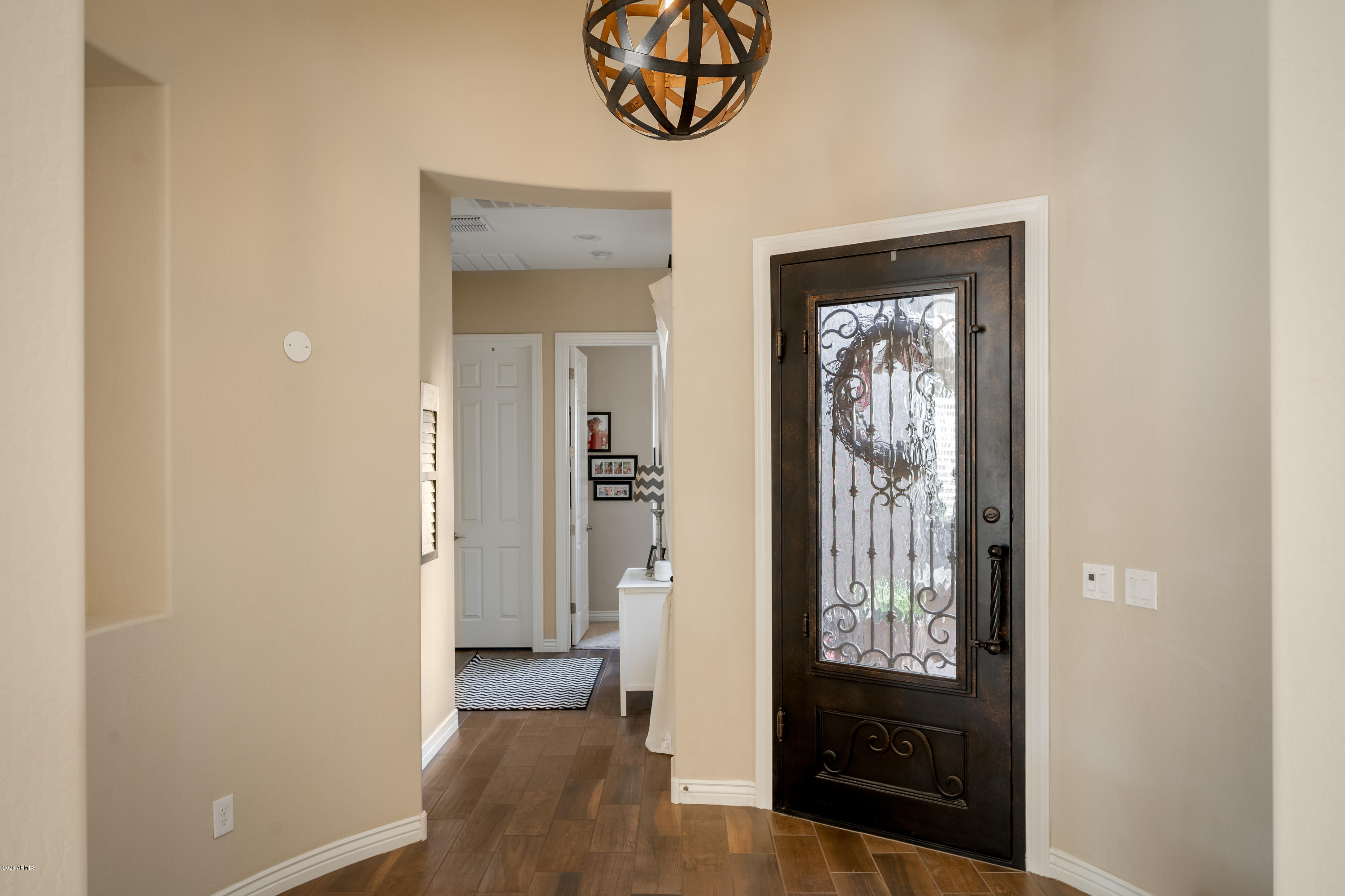 2271 East Saddlebrook Road Gilbert, AZ 85298 - Photo 6 of 33 20200427-DSC02111-Edit