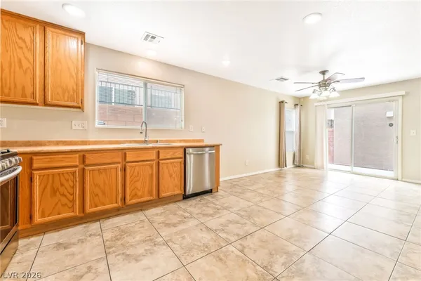 $1,900 | 609 Beckton Park Avenue, Las Vegas, NV 89178