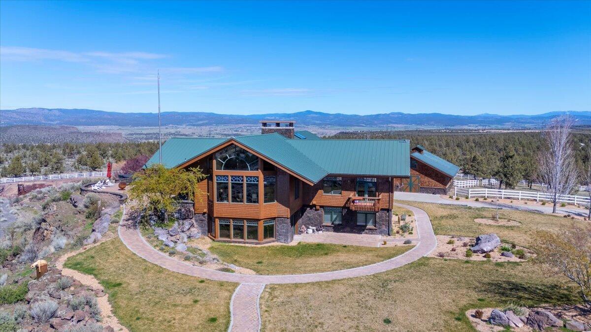 1299 Northwest McDaniel Road Powell Butte, OR 97753 - Photo 5 of 110 005-1299 NW McDaniel Rd, Powell Butte-5