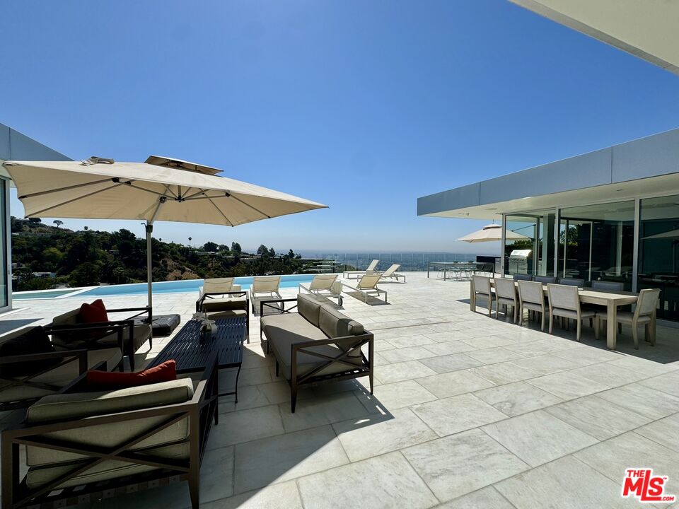 1620 Carla Ridge Beverly Hills, CA 90210 - Photo 40 of 42