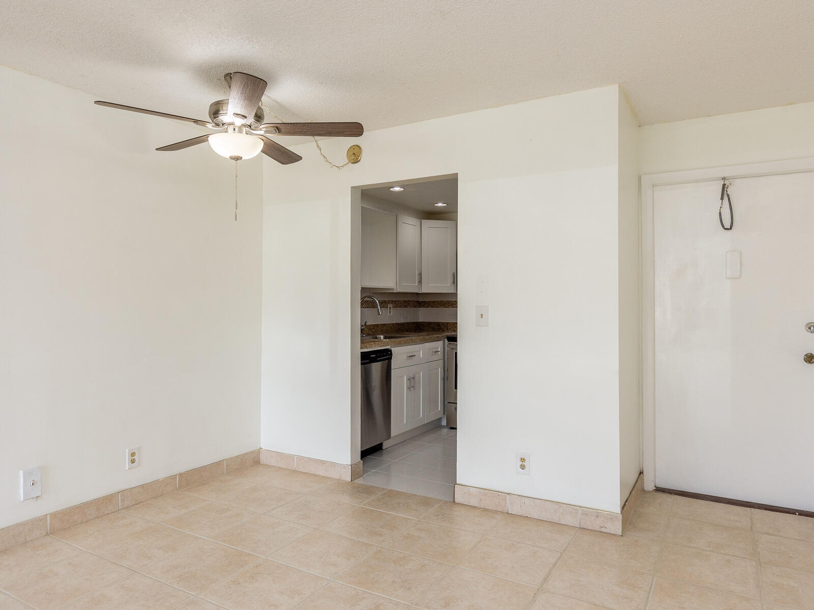 618 Northwest 13th Street, Unit 13 Boca Raton, FL 33486 - Photo 10 of 26 618 NW 13th St Unit 13 Boca Raton FL 334