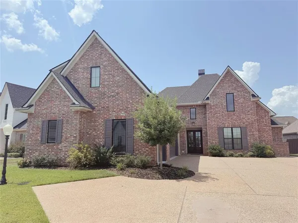 $589,900 | 262 Poydras Avenue, Bossier City, LA 71111