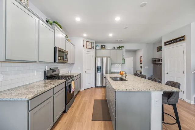 $444,900 | 252 Brook Avenue, White House, TN 37188