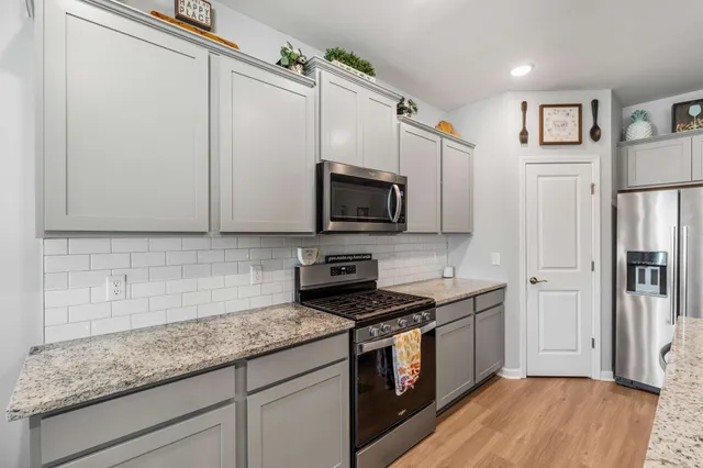 $444,900 | 252 Brook Avenue, White House, TN 37188