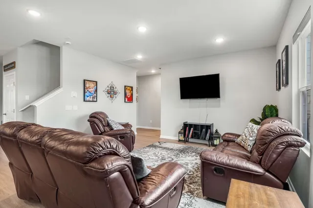 $444,900 | 252 Brook Avenue, White House, TN 37188