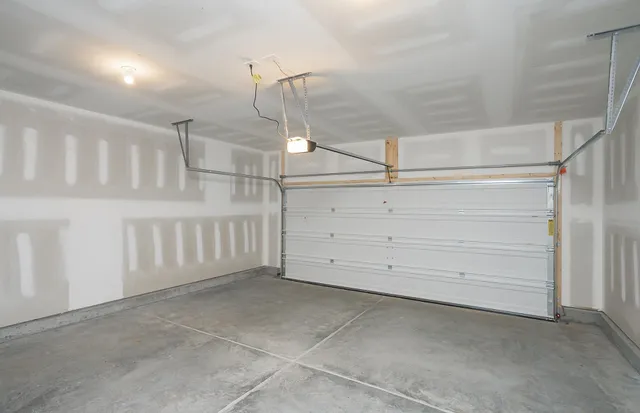 $444,900 | 252 Brook Avenue, White House, TN 37188