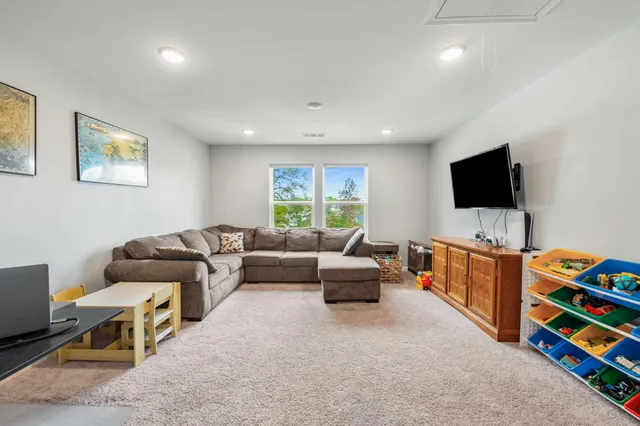 $444,900 | 252 Brook Avenue, White House, TN 37188