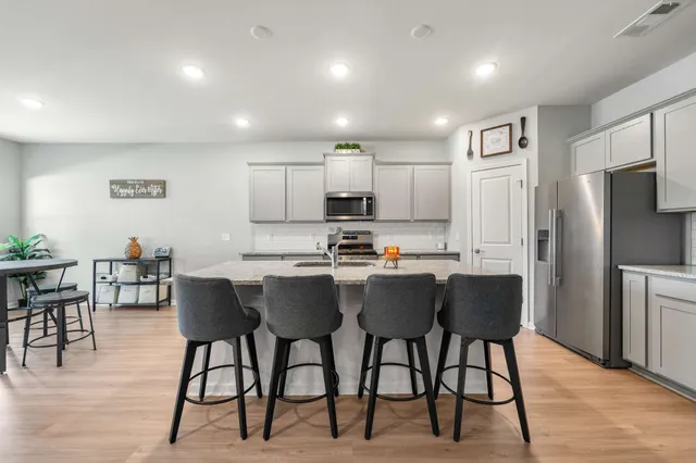 $444,900 | 252 Brook Avenue, White House, TN 37188