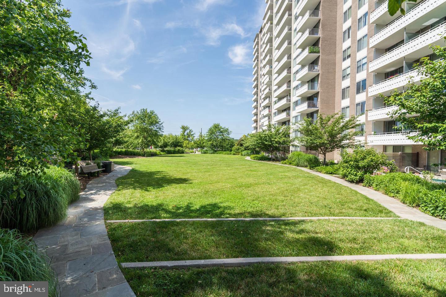 5101 River Road, Unit 1006 Bethesda, MD 20816 - Photo 45 of 49 Gallery Image 45