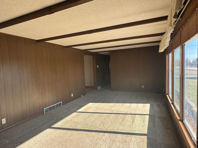 $410,000 | 32158 County Road 1, La Crescent, MN 55947