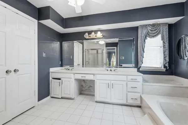 $624,900 | 150 Fawn Hollow Drive, Argyle, TX 76226