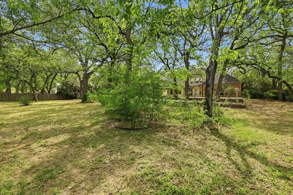 $624,900 | 150 Fawn Hollow Drive, Argyle, TX 76226